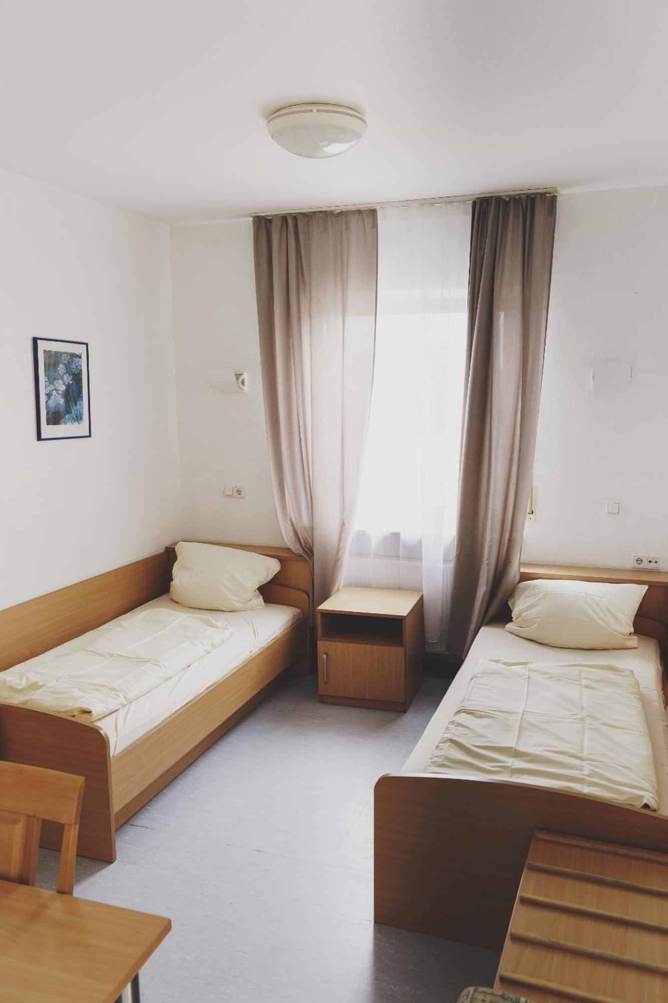 Gasthof Kirchberger Fuerth Room photo